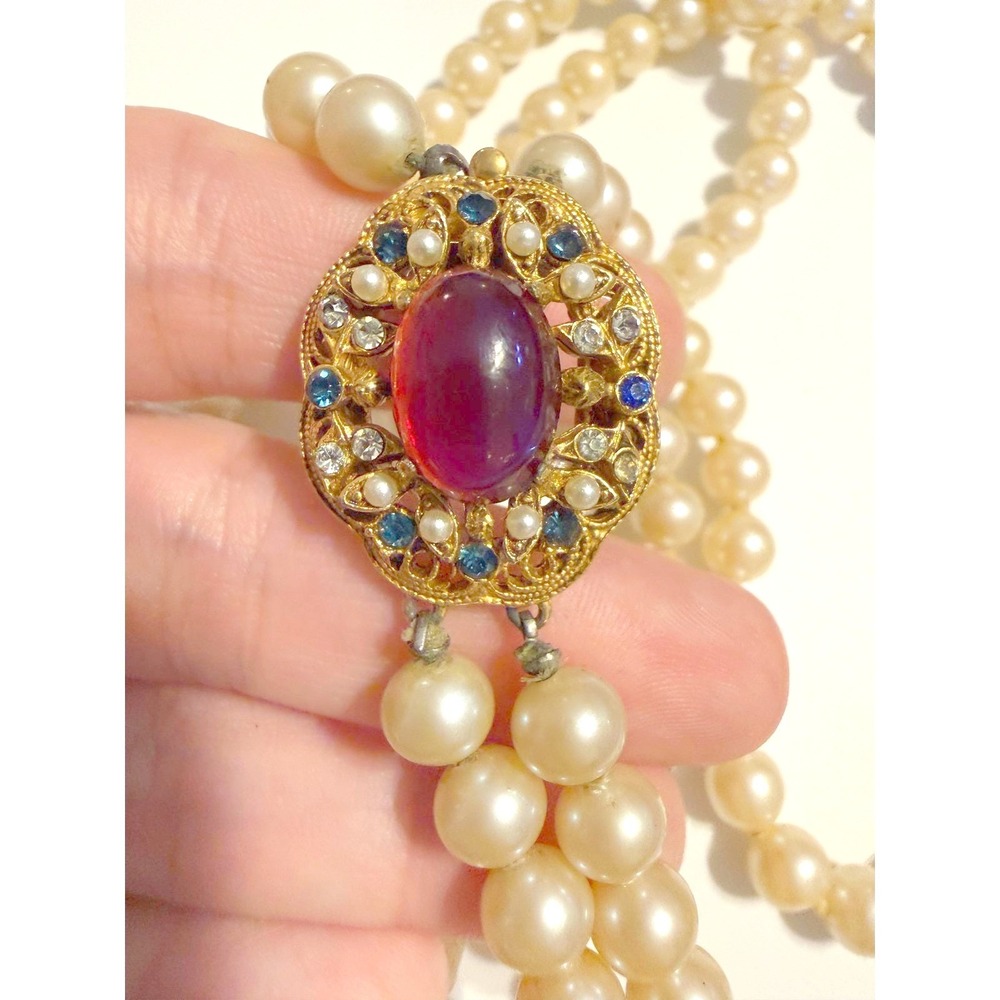 Florenza Double Strand Faux Pearl Necklace Ruby Red Cabochon Gold Tone Clasp 16"